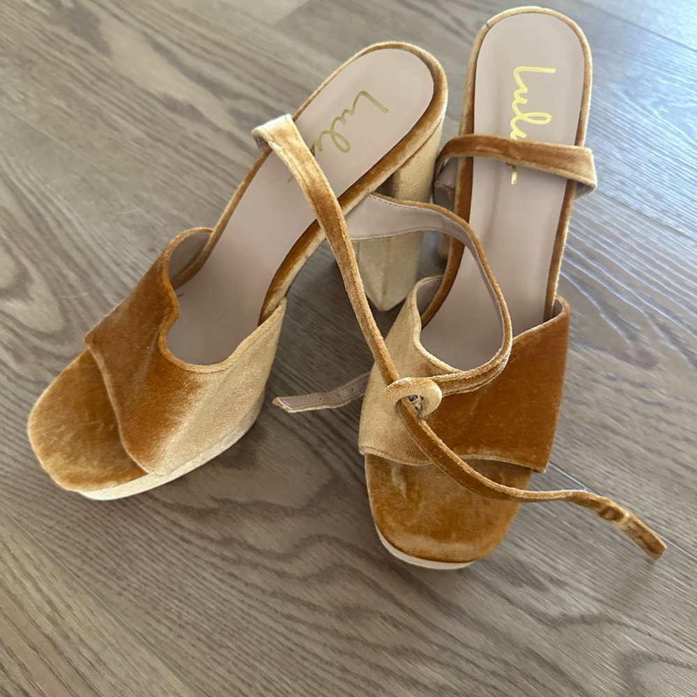 Lulu's Golden Velvet Platform Heels